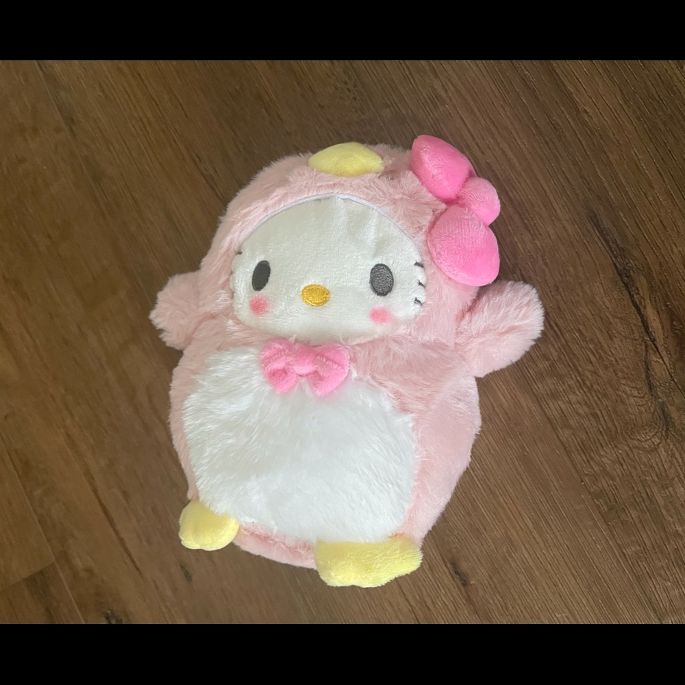 HELLO KITTY-NWOT 7 Inch Plush-HK as a PENGUIN